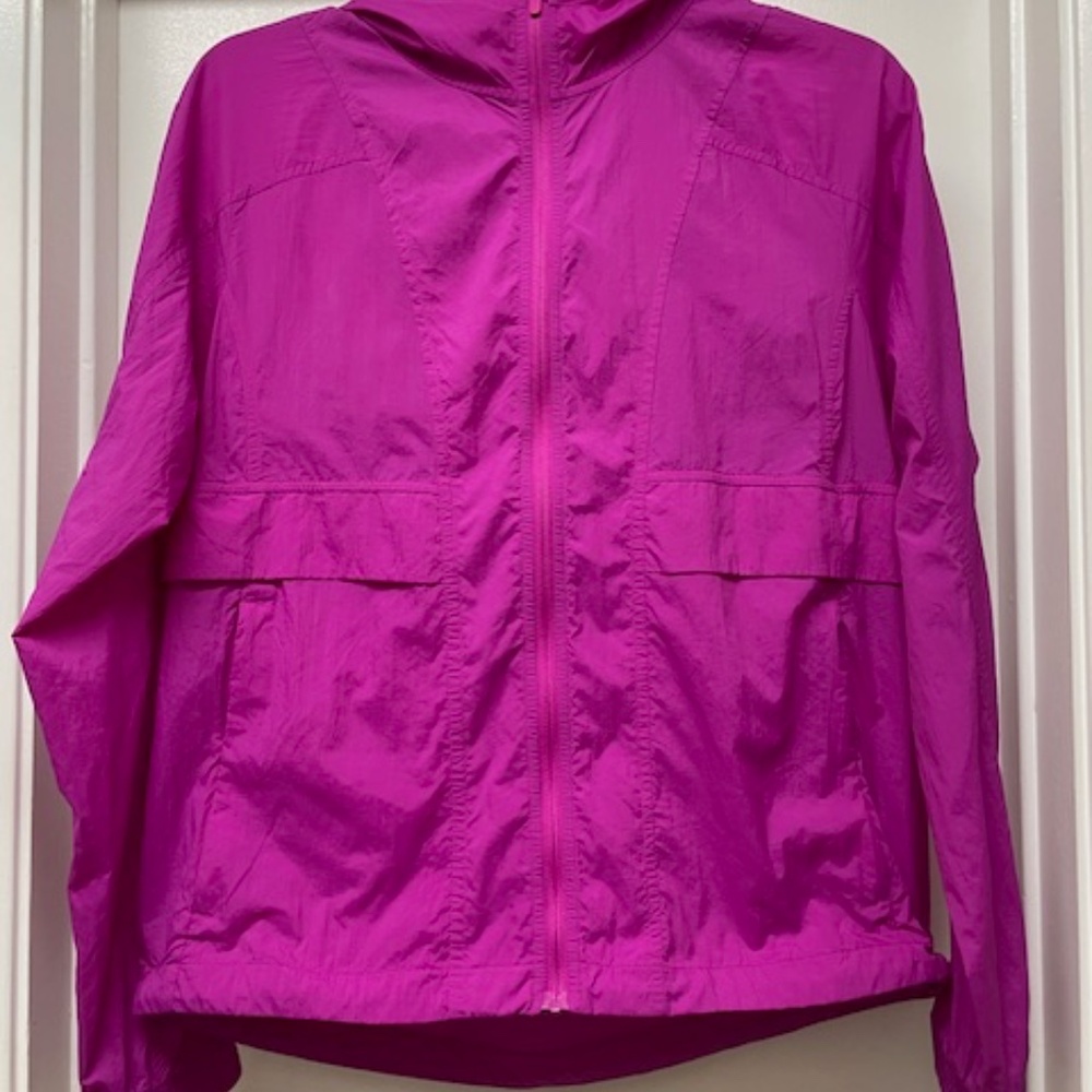 EUC Lululemon Hood Lite Packable Hooded Jacket Belt Bag - Picture 7 of 15